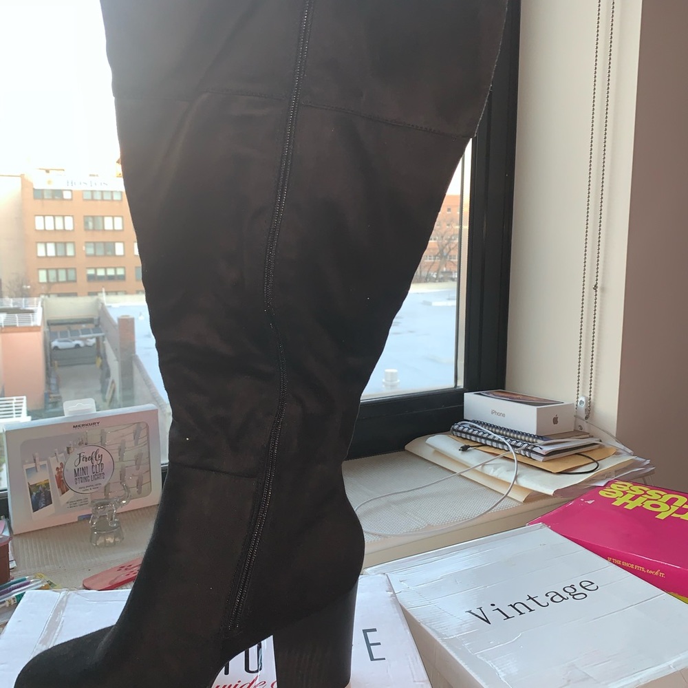 Wide Calf knee high her boots w/ box